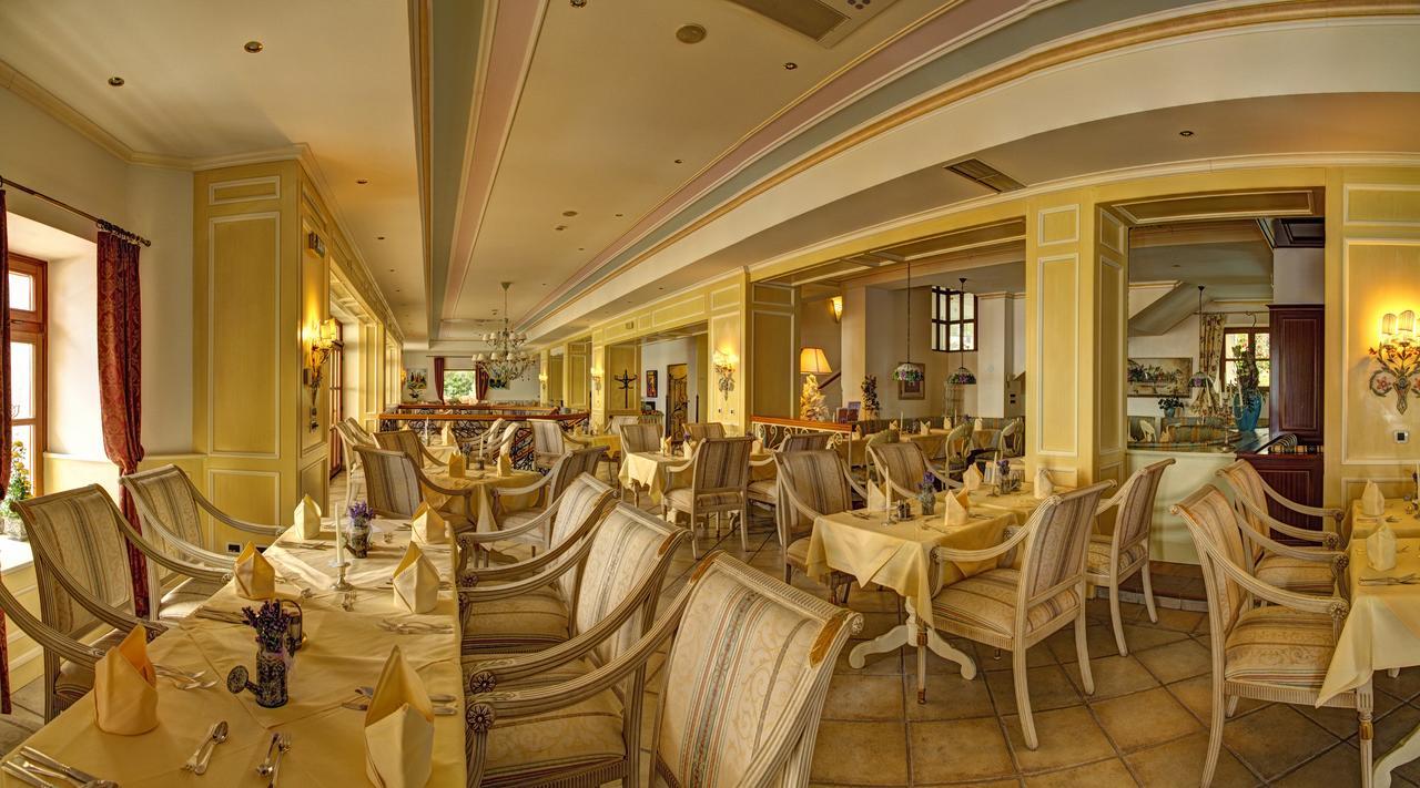 Hotel Miramar Opatija Exterior photo